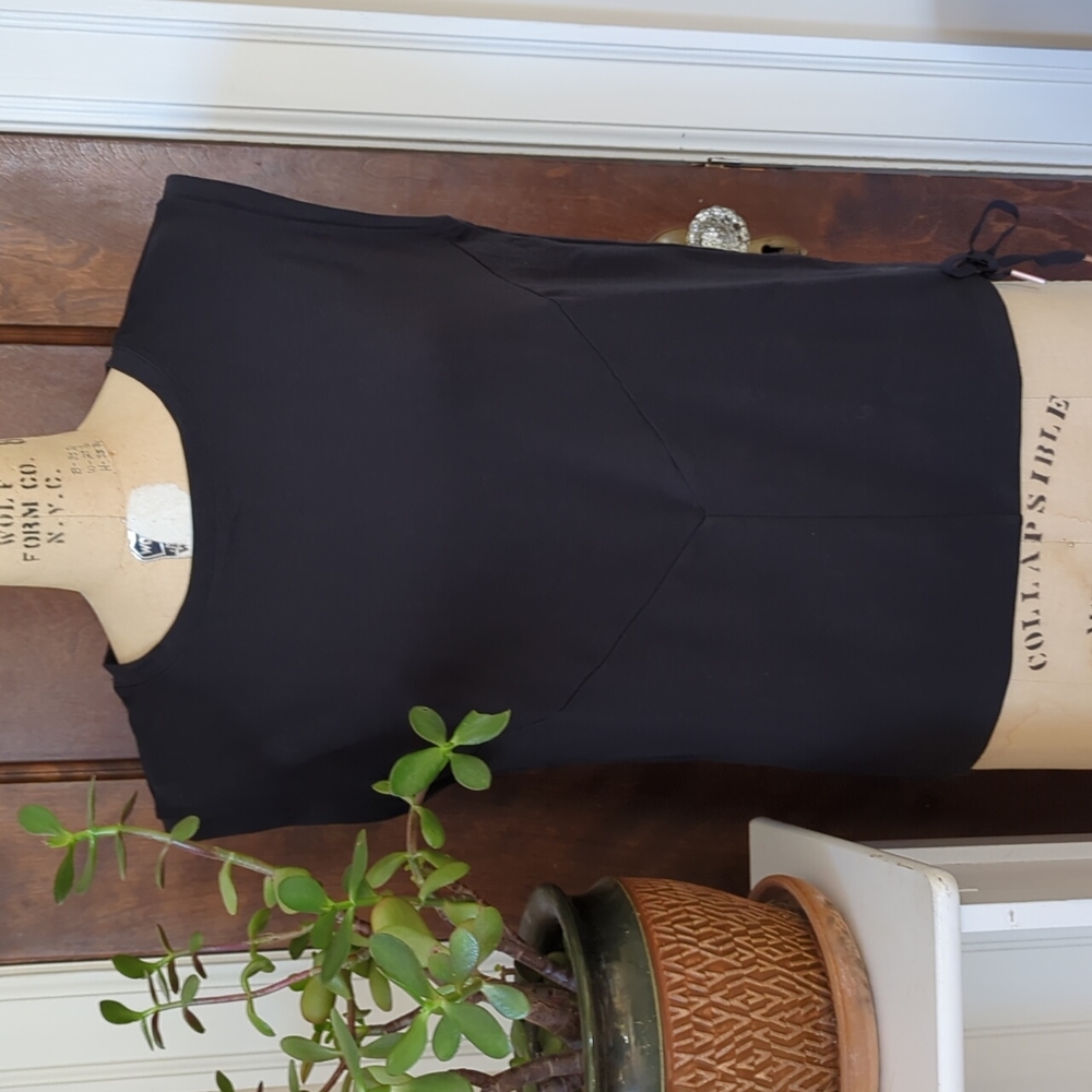 EUC | Indygena REI | Black Sporty Sleeveless Tank Top - Size XS